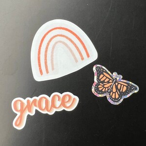 3 ADESIVI Grace and Sparkle, adesivo in vinile con farfalla e arcobaleno, bottiglia d’acqua per laptop, impermeabile, resistente