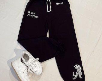 help! looking for LV sweatpants on dhgate : r/DHgate