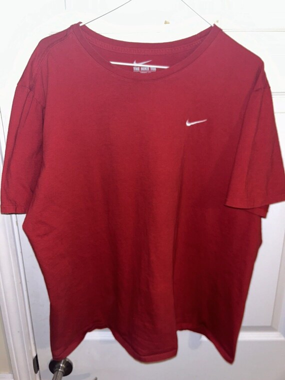The Nike Tee Boy’s XXL Red Athletic Cut Pullover … - image 1