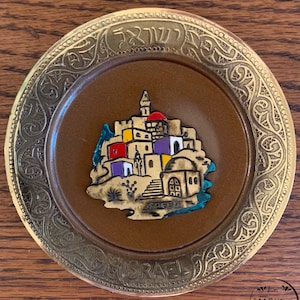 Vintage Israel souvenir plate/etched enameled brass plate/Safed Israel souvenir plate/wall decor/rare ornate 1950s brass plate