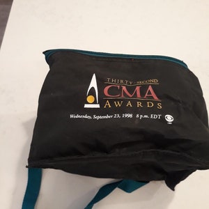 Collector&#39;s Item!  1998 CMA Awards CBS Promotional Fanny Pack With Koozies!