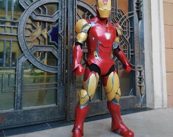 アイアン・アベンジャー戦闘スーツ - 伝説のアイアンマンに