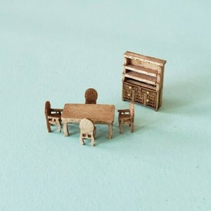 Dollhouse Miniature 1:144 Scale Traditional Dining Room Furniture &quot;ASSEMBLED&quot;
