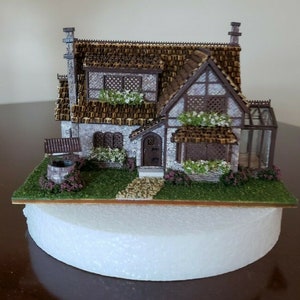 1:144 Miniature Storybook Tattington House FULLY ASSEMBLED inside & Landscaped