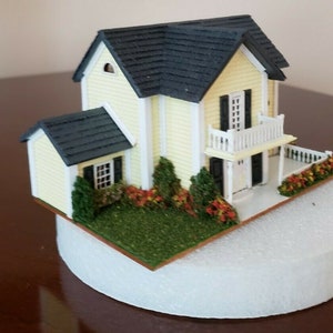 1:144 Scale Miniature Doll House Fully Assembled image 5
