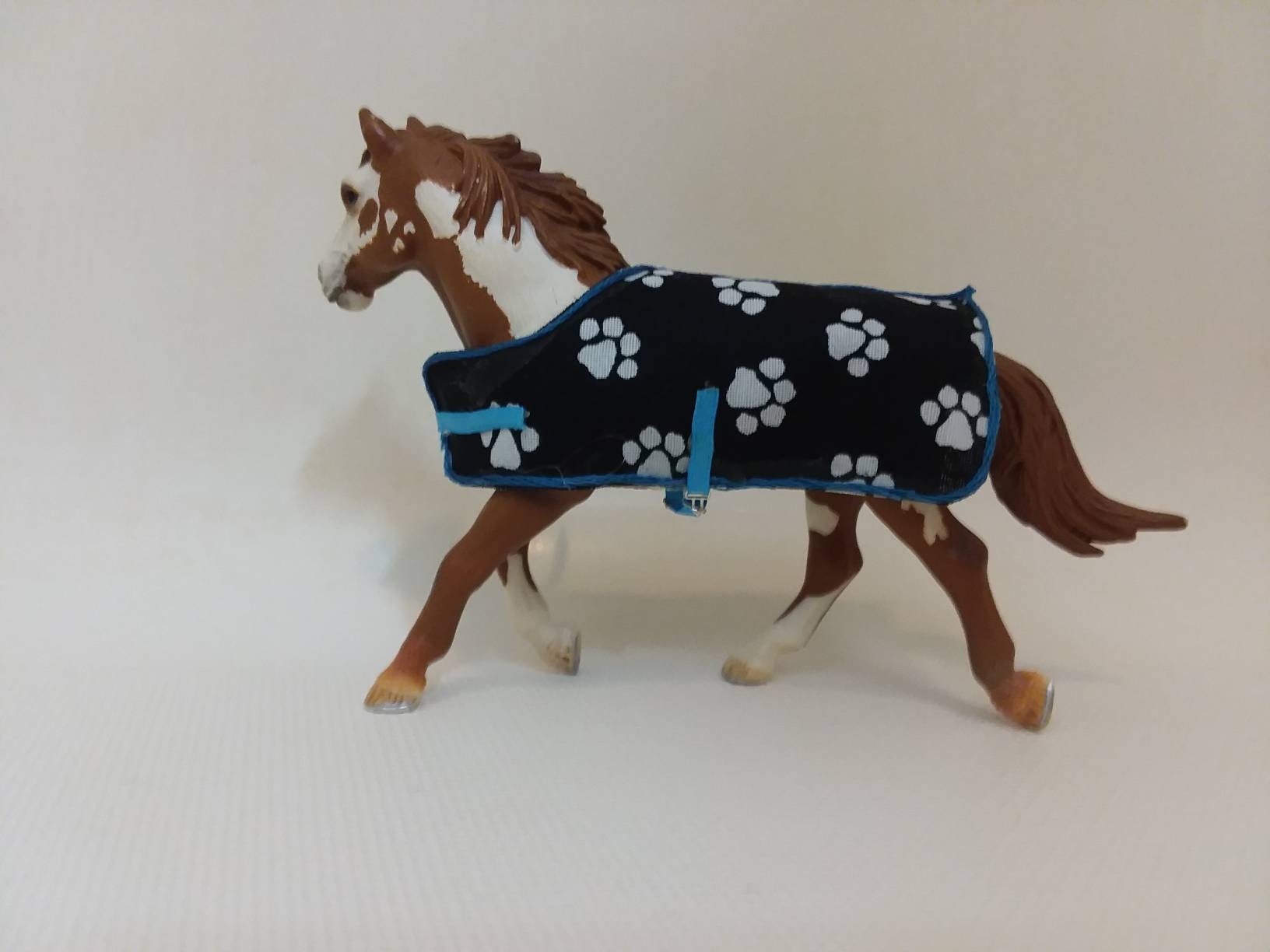 Schleich Horse Paw Print Blanket With Rio Rondo Etsy