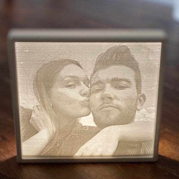 Personalisiertes Fotogeschenk, Foto im Rahmen inkl. LED, beleuchtetes Bild, individuelles Hochzeitsgeschenk, Geschenk zum Hochzeitstag