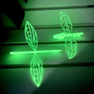 Llaves voladoras luminosas, juego de 2, elemento decorativo destacado para los amantes de la magia, mundo mágico, regalo para fans, idea de regalo DIY para magos. imagen 2