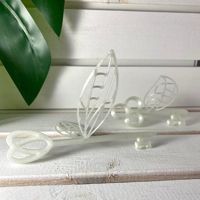 Llaves voladoras luminosas, juego de 2, elemento decorativo destacado para los amantes de la magia, mundo mágico, regalo para fans, idea de regalo DIY para magos. imagen 4