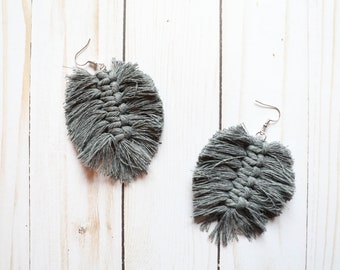 Pendientes de hoja de Macrame