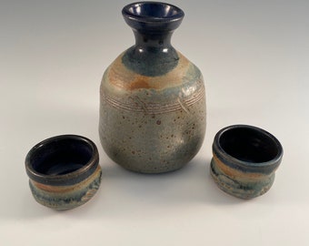 Hand-thrown sake set with two cups