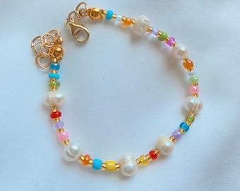 Summer beads Bracelet, Freshwater Pearl, Rainbow bracelet, Gifts for her, Mom Gift, Mother's Day Gift, Valentines Day Gift, Trendy Jewelry