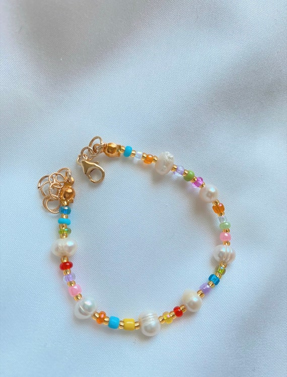 Summer beads Bracelet, Freshwater Pearl, Rainbow bracelet, Gifts for her, Mom Gift, Mother&#39;s Day Gift, Valentines Day Gift, Trendy Jewelry