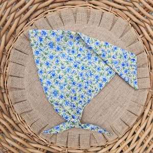 Floral bandana - kerchief, headcovering, reversible, Multicolor, garden cottagecore