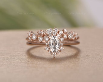 Oval Moissanite engagement ring set|vintage halo ring rose gold Unique Cluster ring diamond Floral wedding band Bridal ring Anniversary ring