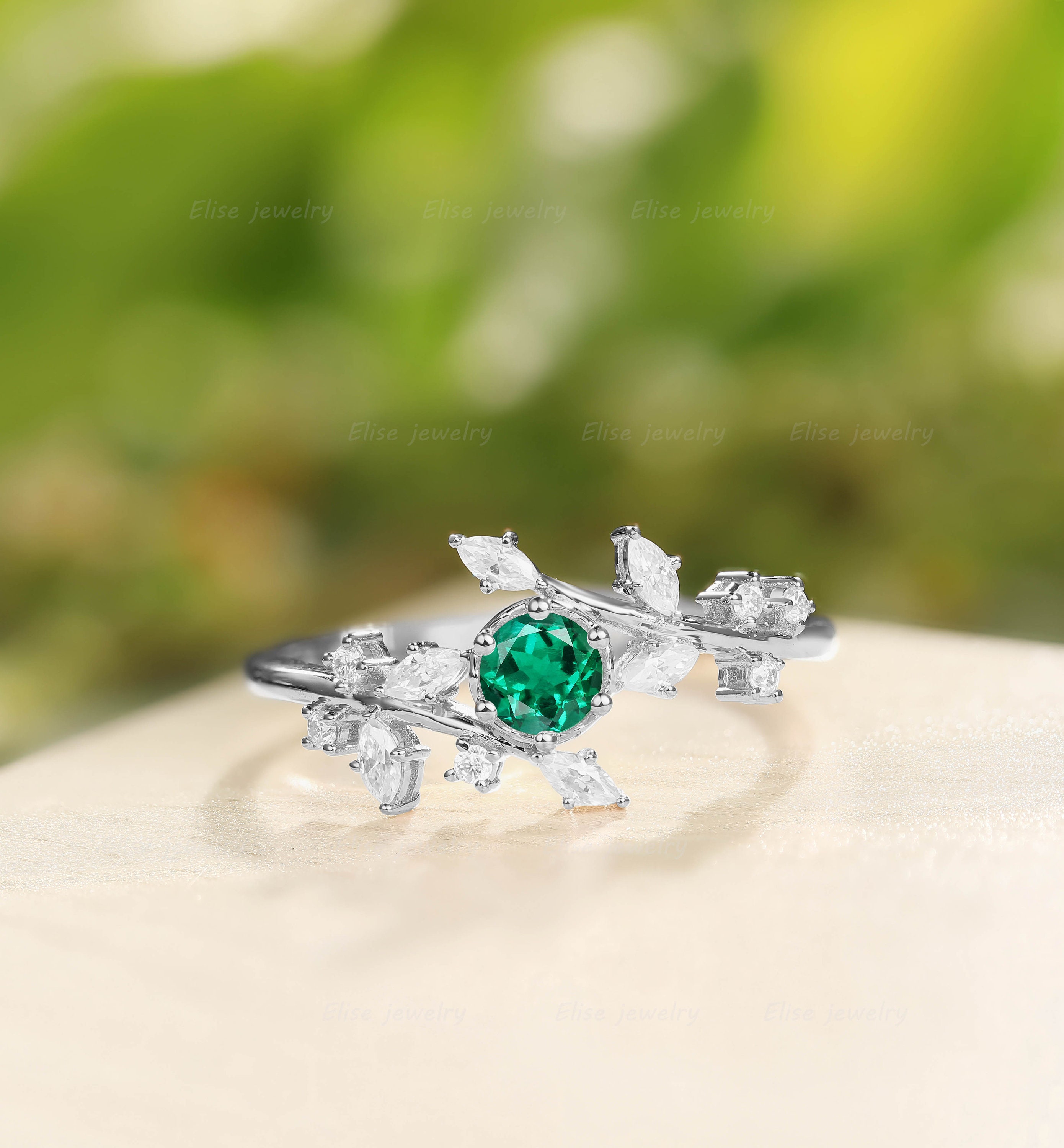 Vintage Engagement Ring Unique Leaf Emerald Engagement Ring | Etsy Canada