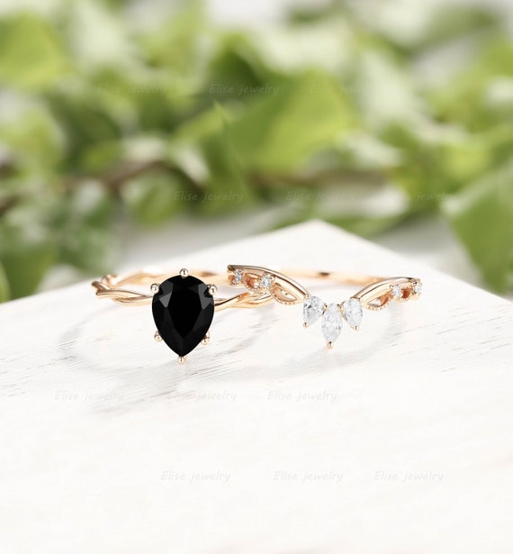 Onyx In Crown Setting Ring Onyx In Crown Setting Ring