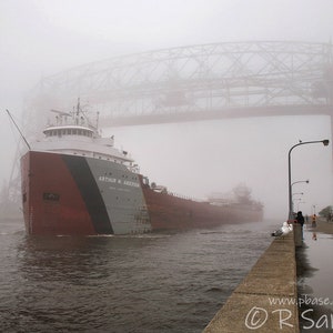 Arthur M. Anderson Ship Print: Duluth Aerial Lift Bridge, Lake Superior