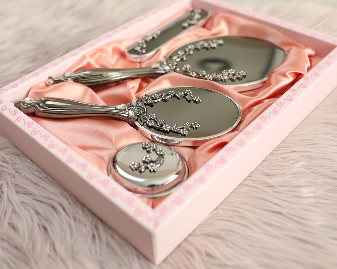 Brush and Mirror Set Vintage Style Vanity Set Make up Etsy