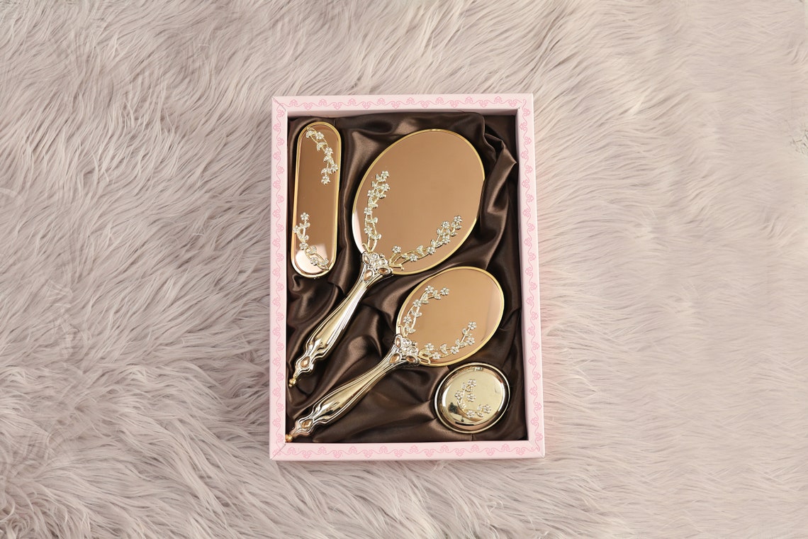 Brush and Mirror Set Vintage Style Vanity Set Make up Etsy