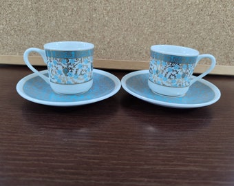アクアブルー磁器コーヒーセット トルココーヒーカップ2個用 ソーサー付き 花柄ギリシャコーヒーカップセット ベルベットボックス付き 磁器エスプレッソマグ