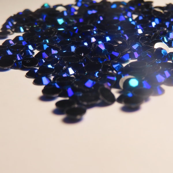 Stunning Purple/Blue AB Resin Non-Hot Fix Rhinestones