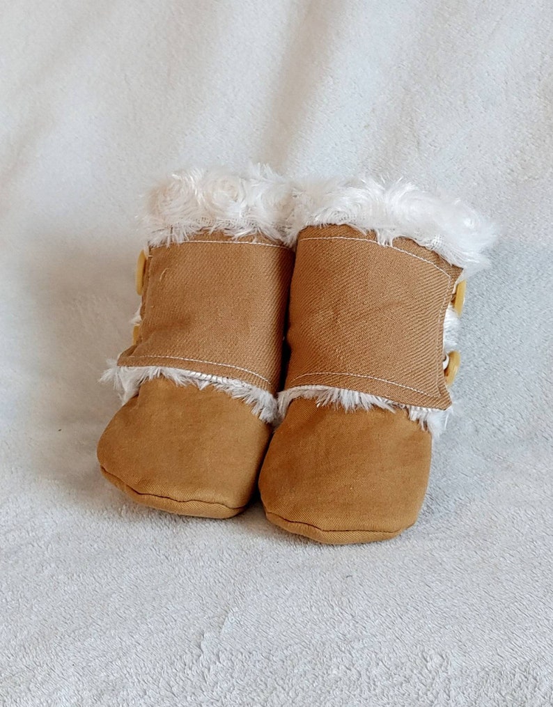 Tan stay on baby, Baby Stay on Boots, Baby booties, baby shower Gift, Baby winter boots, Slippers, Booties, Boy booties, Baby boots image 2