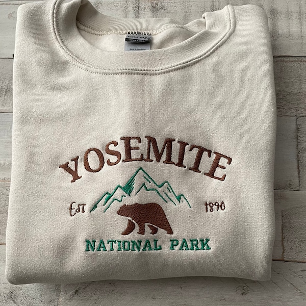 Yosemite National Park Embroidered Sweatshirt – California Crewneck, National Park Gift Apparel