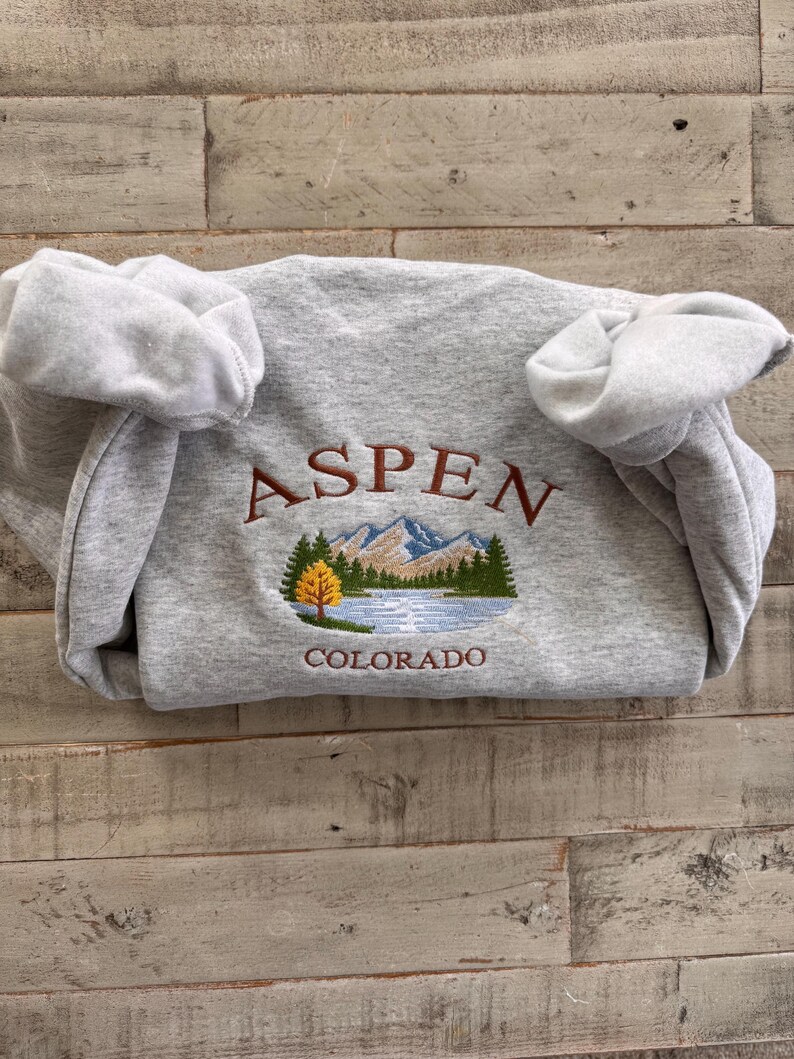Custom City Embroidered Sweatshirt, Aspen Colorado Mountain Crewneck, Personalized Travel Gift, State Souvenir Sweatshirt, Choose Your City image 6