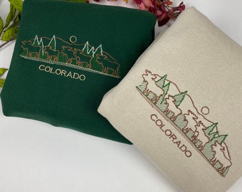 Colorado Embroidered Sweatshirt - Rocky Mountain (Moose)