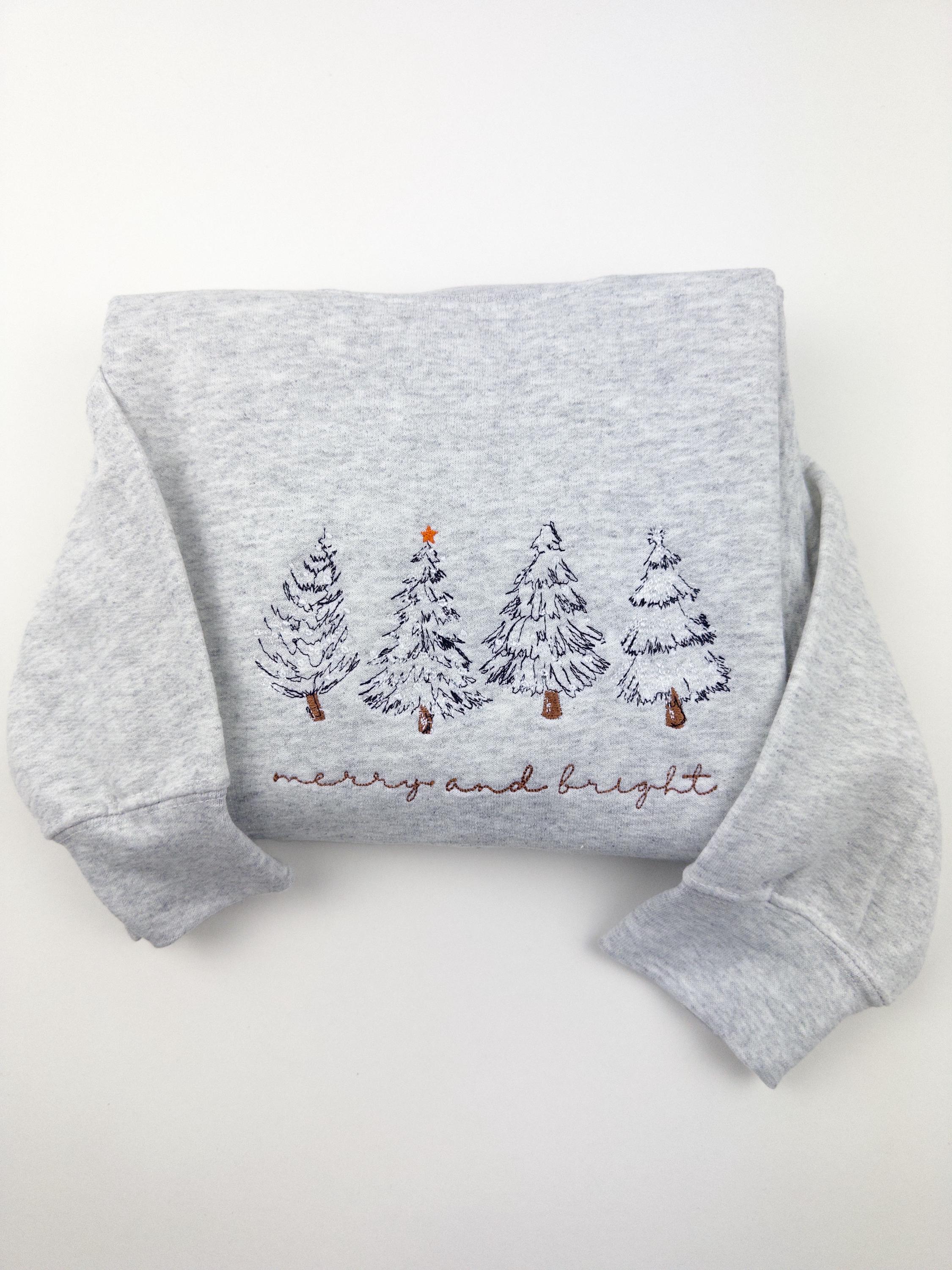 メリー＆ブライト クリスマスツリー刺繍クルーネックスウェットシャツ