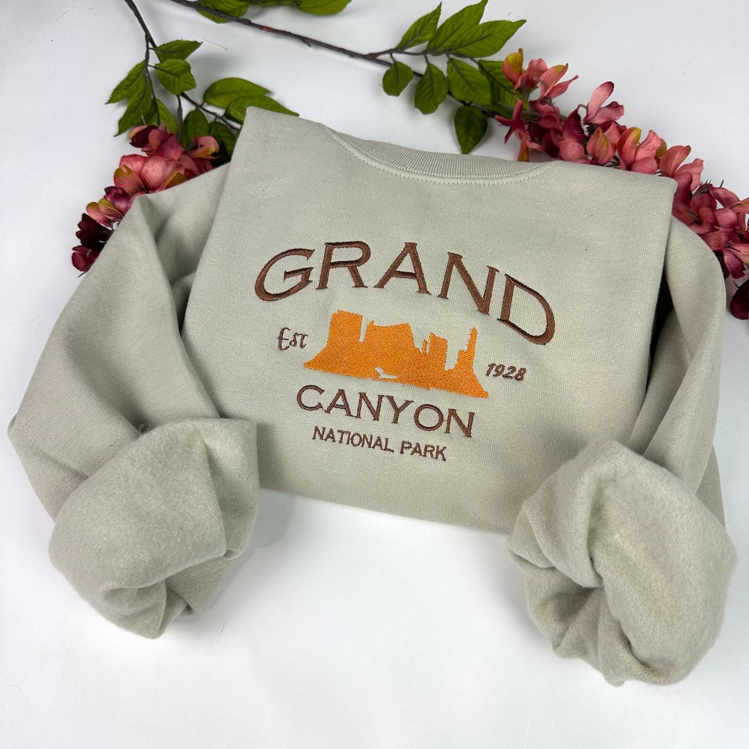 grand canyon crewneck sweatshirt