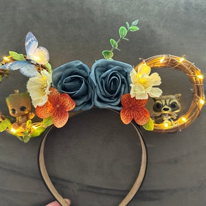 Ears (Options: Black, Beige or White Headbands)