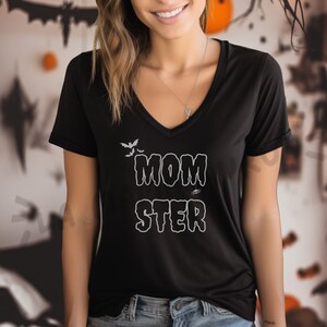 Momster Halloween T-shirt, Mom Halloween Shirt, Woman&#39;s Halloween T-shirt