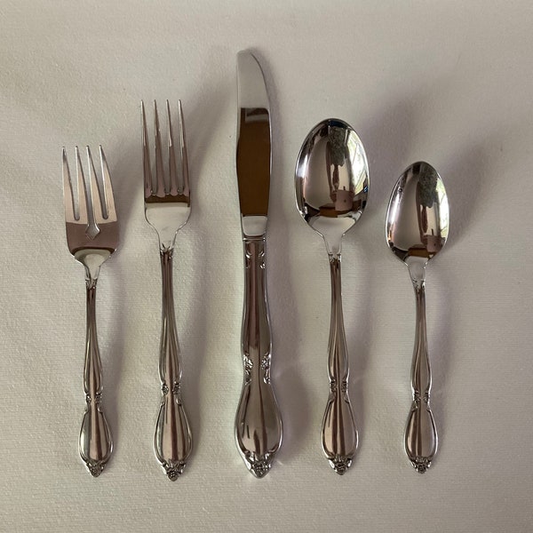 Your Choice: CHATELAINE Oneida Community Stainless Place Setting Knives Forks Soup Spoons Teaspoons