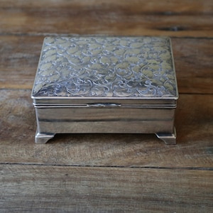 Silver Plated Jewelry box/Cigarette Box with Scrolling Leaf Decoration