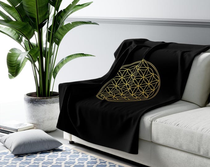 Featured listing image: Sherpa Fleece Geometry Flower Fleece Blanket | Warm Velvet texture Design