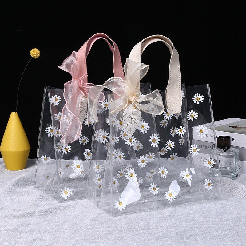 Saintrygo 80Pcs Clear Plastic Gift Bags with Handles Small Transparent PVC  Gift Bags Reusable Tote Bags for Shopping Wedding Favor(5.9 x 5.1 x 2.8