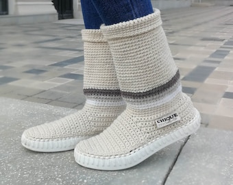 Relaxed Premium Crochet Boots for women! Handmade crochet boots