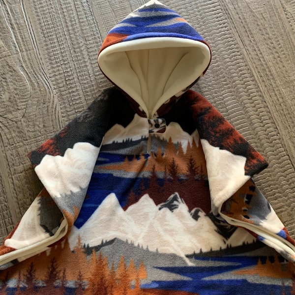 Mountain prints car seat poncho, kids winter poncho coat/jacket, double layers, hooded, soft car seat blanket, option for pockets.