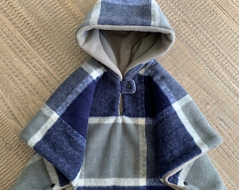 Blue and Gray plaid car seat poncho,kids winter poncho coat ,double layers,soft car seat blanket,option for pockets.