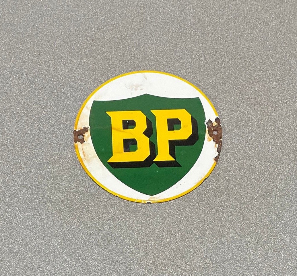 OLD VINTAGE BP GASOLINE PORCELAIN ENAMEL METAL WORKING GARAGE