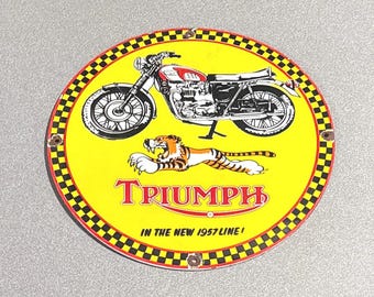 Letrero de porcelana VINTAGE de 12” de 1957 para TRIUMPH BIKE, Gas Oil Car Truck Motorcycle