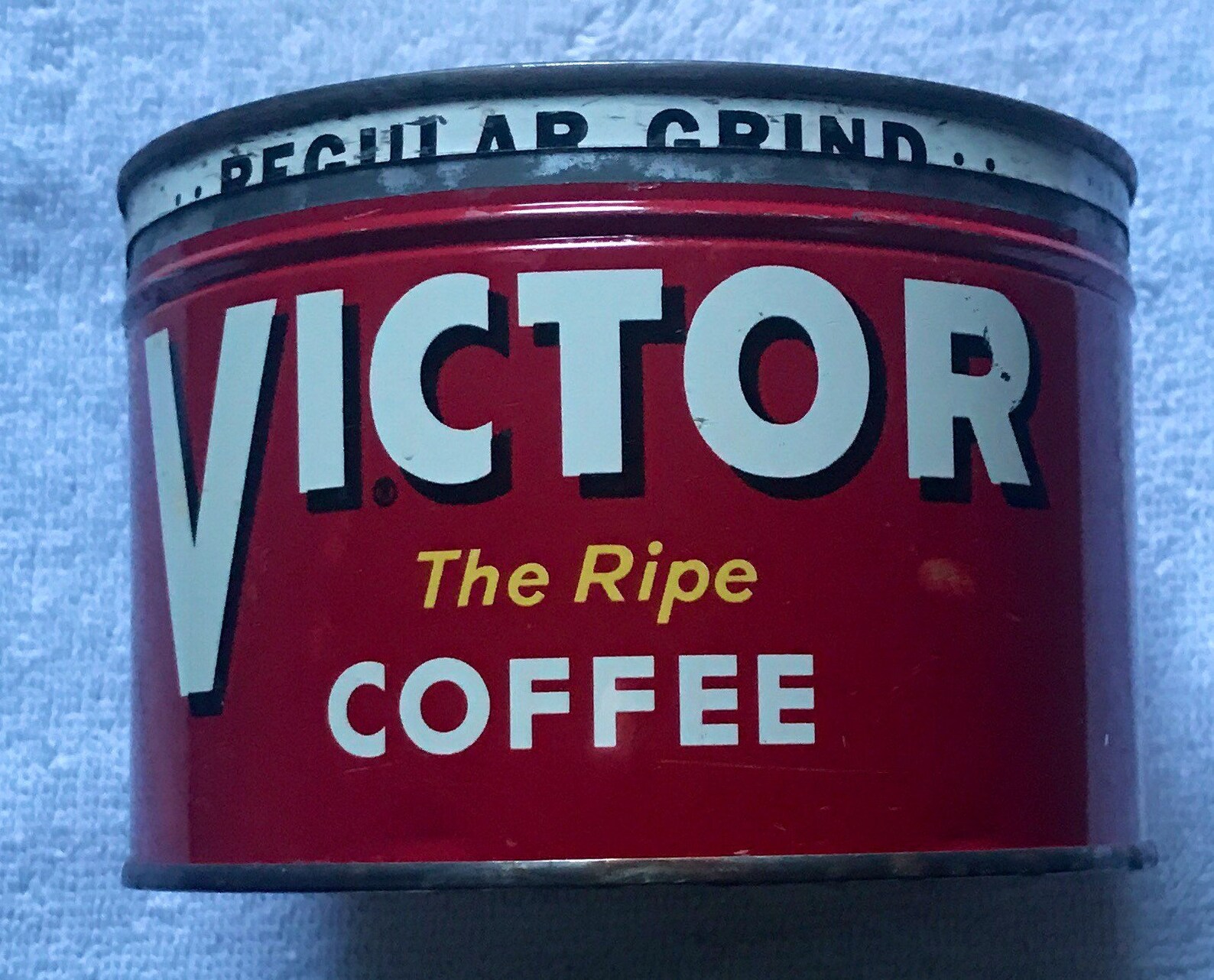 1LB VINTAGE VICTOR Keywind Coffee Tin Color Correct Lid Etsy