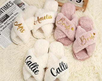 Personalized Fluffy Slippers/ Custom Bride Slippers/ Bridesmaid Gift/ Bridal Party Gift/ Bridesmaid Proposal/ Fluffy Bridesmaid Slippers