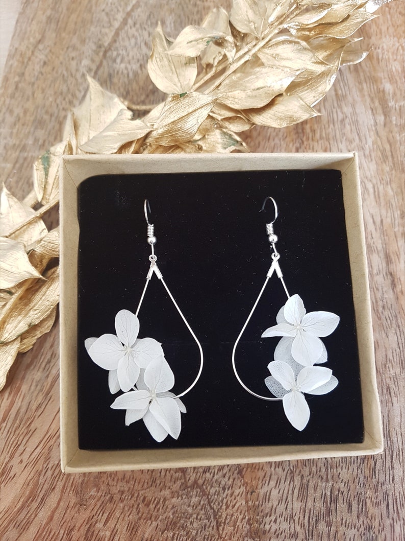 Boucles d'oreilles gouttes argentées fleurs naturelles stabilisées blanches Mariage image 2