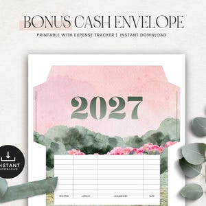 Op de afbeelding: Een printbare contant geld envelop met een aquarel landschap in roze en groene tinten, het jaartal 2027 in donkergroene tekst en een onkostenoverzicht. De tekst luidt BONUS CASH ENVELOPE, PRINTABLE WITH EXPENSE TRACKER, INSTANT DOWNLOAD.