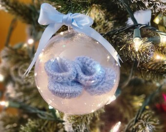 Pregnancy Announcement Christmas Ornament, Blue Baby Bootie Ornament, gender reveal ornament, Christmas Baby Announcement for Grandparents