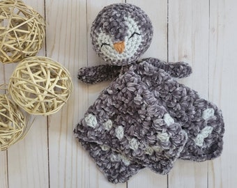 Crochet Pattern, penguin lovey for babies, animal lovey blanket, crochet penguin, penguin pattern, security blanket for baby
