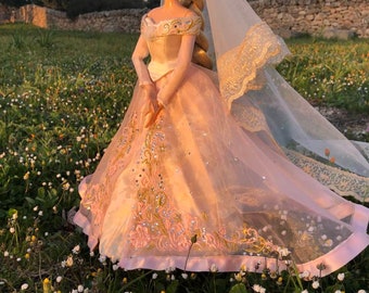 Replica of Limited Doll Aurora Platinum Wedding Dress 